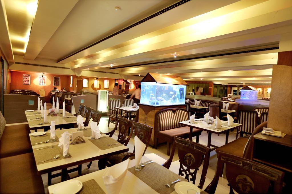 Hotel Sitara Residency Haiderabad Buitenkant foto