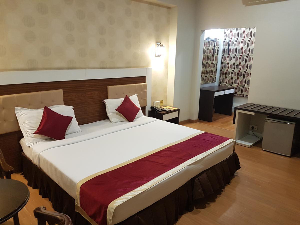Hotel Sitara Residency Haiderabad Buitenkant foto